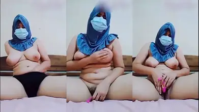 Bokep Jilboobs Biru Sange Ngocok Memek Sampe Banjir