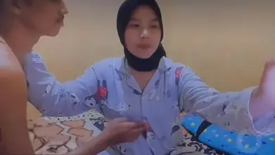 Cewek Hijab Tradisi Ranjang Malam Pertama Ngewe Lumer Hot