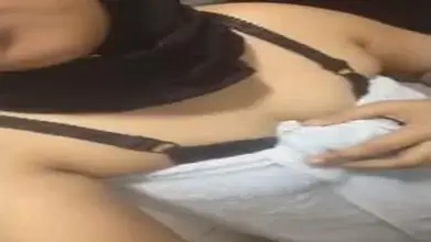 Penampilan Memukau Gabriela Lopez Di Kasur